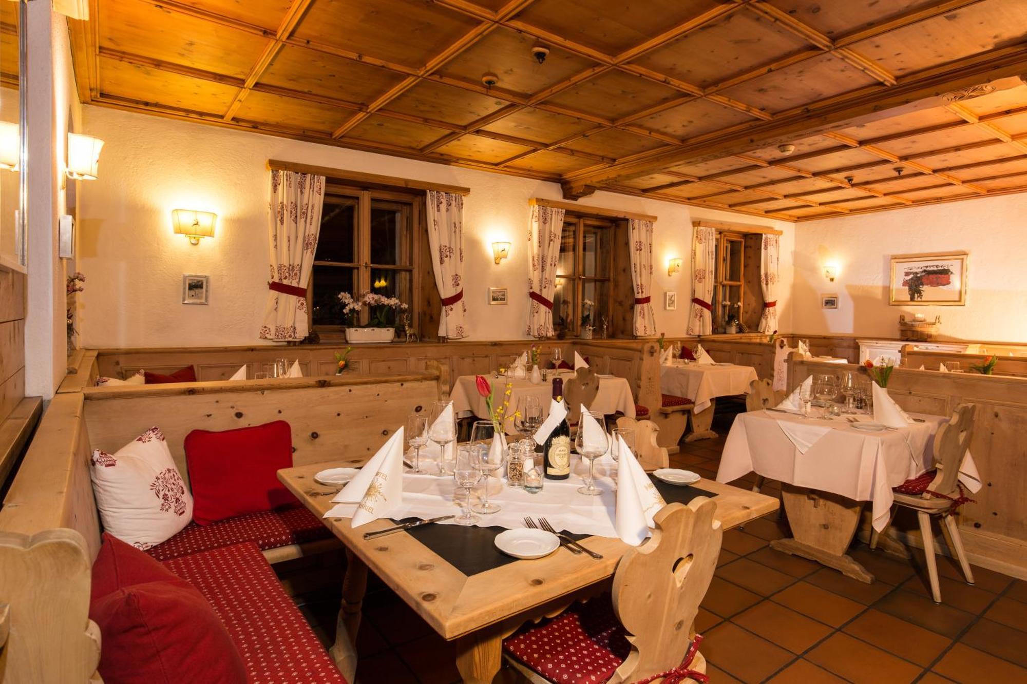 Hotel Restaurant Gabriel 施库尔 外观 照片